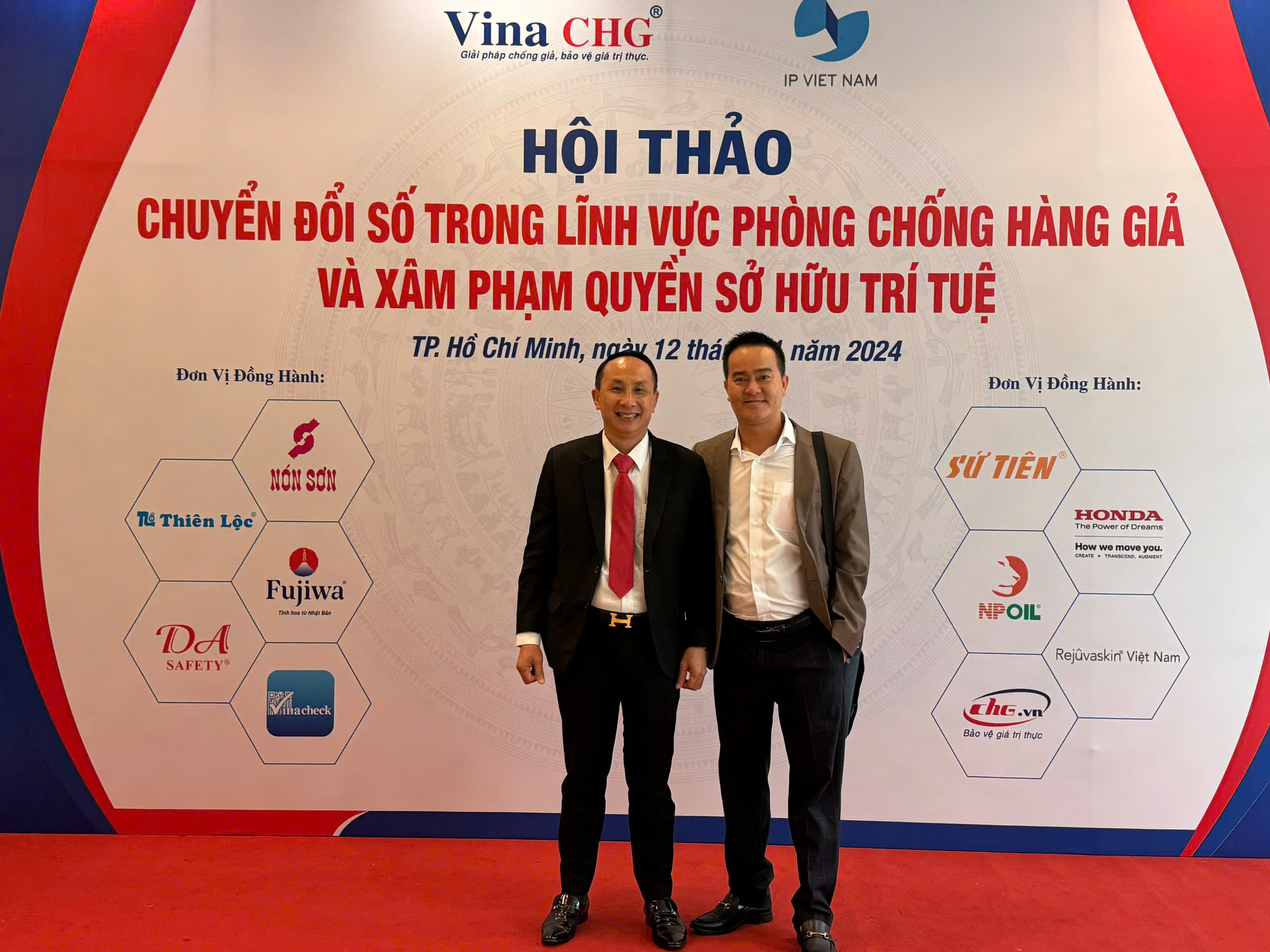 CEO Phan Thao Va CEO Nguyen Viet Hong