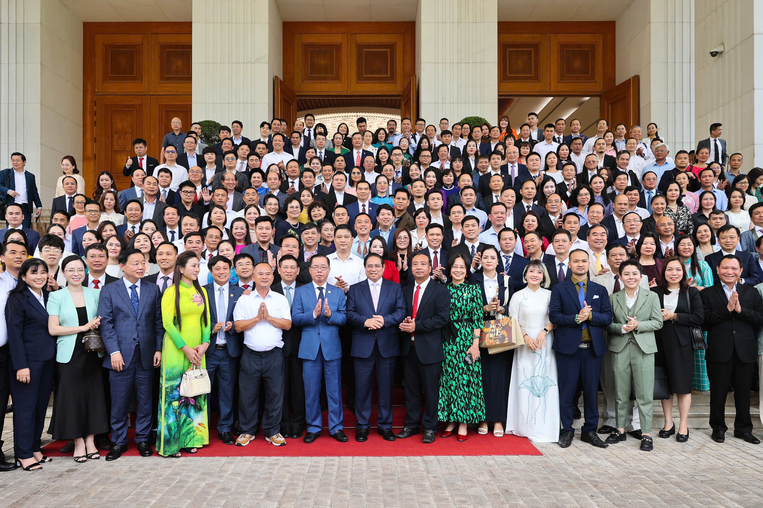 Thủ Tướng Phạm Minh Chính Khai Trương Cổng Pháp Luật Quốc Gia, Thúc đẩy ứng Dụng Công Nghệ Số Trong Xây Dựng Thể Chế