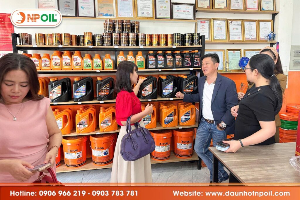 HỘi Doanh NhÂn SÀi GÒn GhÉ ThĂm & LÀm ViỆc TẠi VĂn PhÒng Npoil HỒ ChÍ Minh (6)